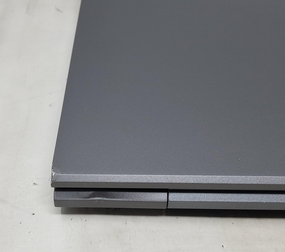 ZBOOK FIREFLY 14 G7 | Grade C | 8 GB RAM | i5-10310U | 256 GB SSD | NO OS